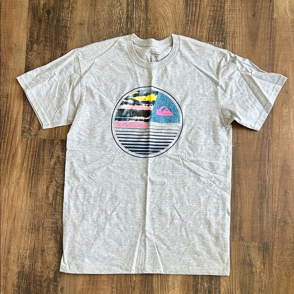 Quiksilver Light Gray Graphic Tee - Picture 1 of 4